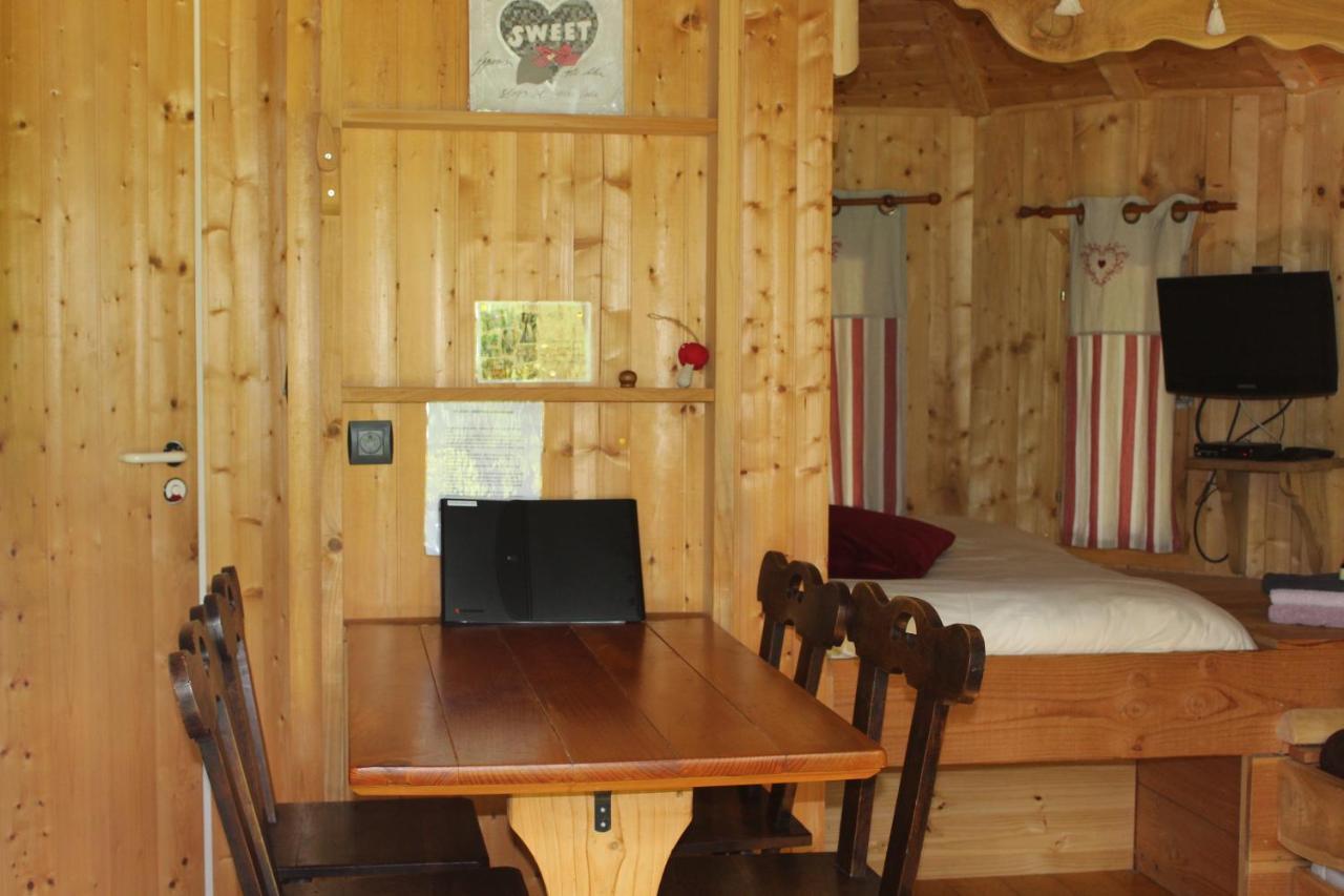 Domaine De Syam - Gites, Chambres D'Hotes & Cabanes Exteriér fotografie